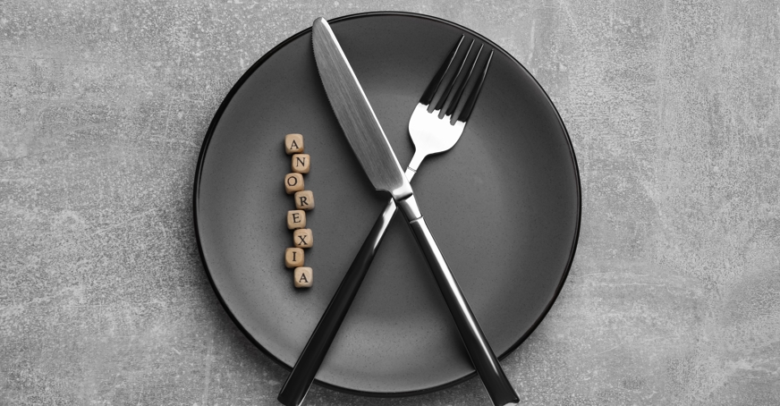 Empty plate with cutlery